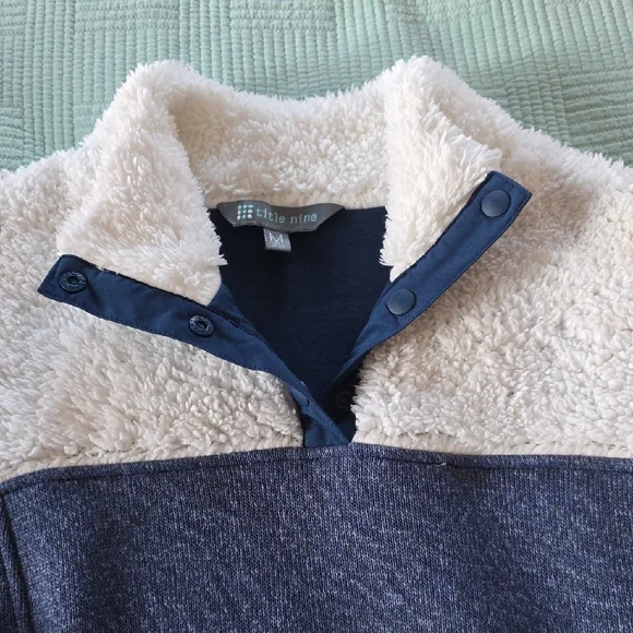 Stylish Blue and White Title Nine Fleece Vest Dress - Picture 3 of 7